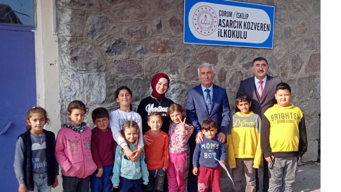İlçe Milli Eğitim Müdürümüz  Murat ECER okul ziyaretlerinde bulundu.  