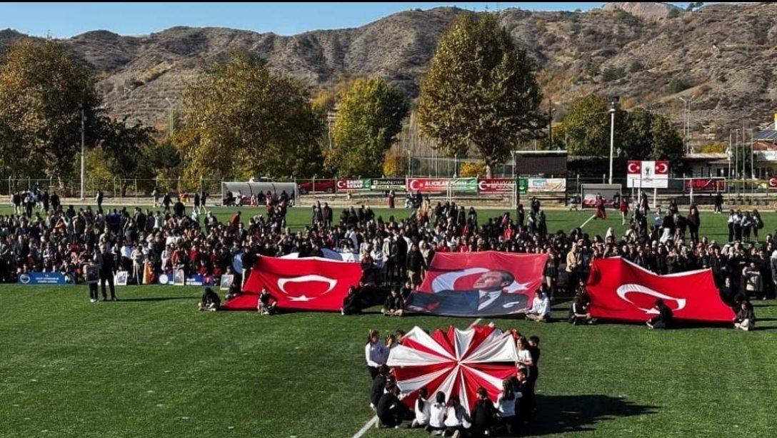 İSKİLİP'TE CUMHURİYET BAYRAMI COŞKUYLA KUTLANDI.